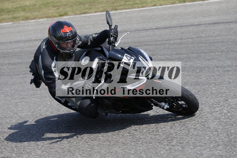 /Archiv-2025/49 26.08.2025 Cornu Master School ADR/blau-bleu/14